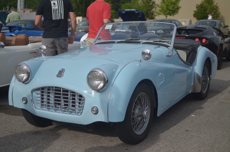 Illustration for article titled St. Louis Cars and Coffee photo dump